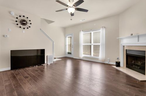 2099 Executive Dr, Duluth GA 30096-8972 exterior