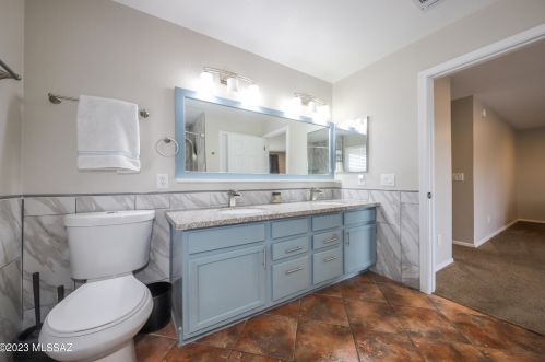 8446 Ramona Madera Ln, Tucson AZ  85747-5711 exterior