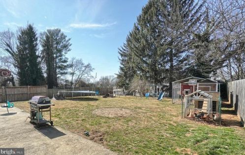 13320 Keating St, Rockville MD 20853-3273 exterior