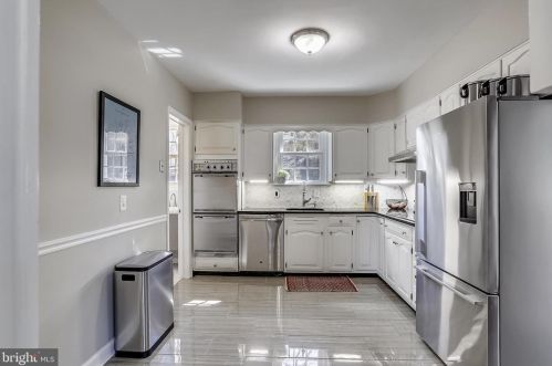 415 Hillmoor Dr, Silver Spring MD 20901-2634 exterior