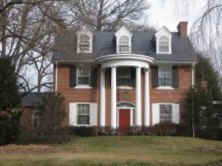 1275 Wheatland Ave, Lancaster PA  17603-4575 exterior