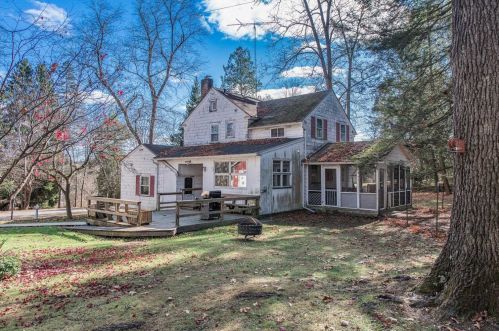 107 Bedell Rd, Poughkeepsie NY 12603-1041 exterior