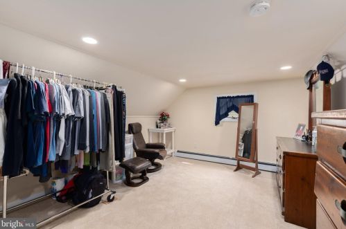 322 Beech St, Pottstown PA 19464-5652 exterior