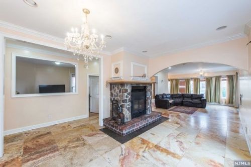 758 Degraw Ave, Newark NJ  07104-1617 exterior