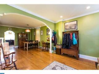 2528 Tilton St, Philadelphia, PA 19125-4015