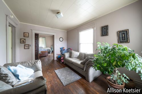 643 Cass Ave, Grand Rapids, MI 49503-5207