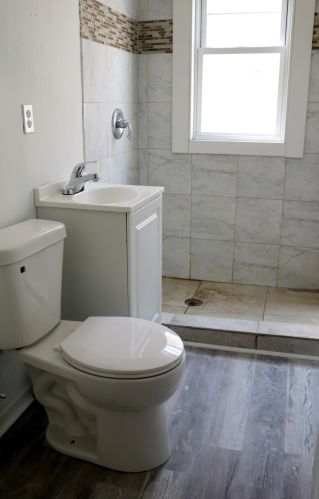 2527 11th St, Milwaukee WI  53215-3331 exterior