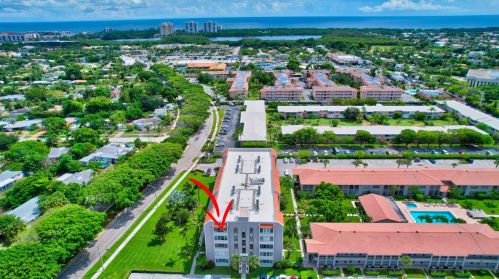 250 20th St, Boca Raton FL 33431-8040 exterior