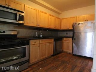 678 Prospect Pl, Brooklyn NY  11216-3509 exterior