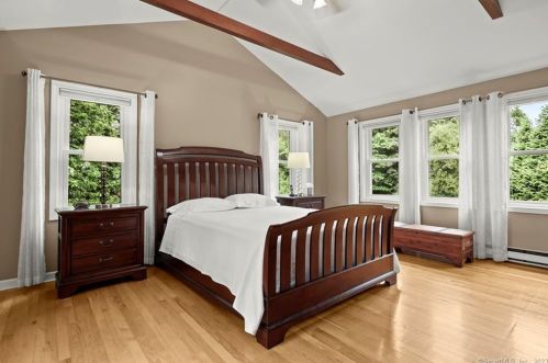 80 Christine Ter, Milford CT 06461-2212 exterior