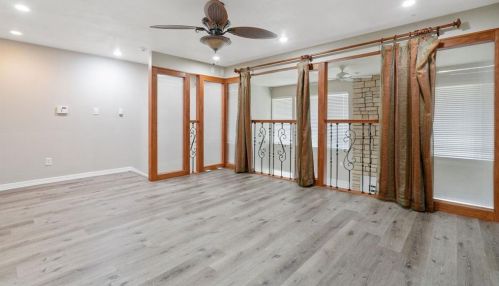 13 April Hl, Montgomery TX 77356-5923 exterior