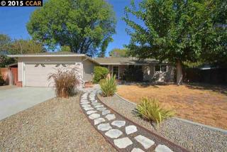 3825 Juniper Dr, Concord, CA 94519-1229