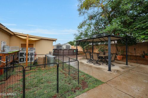 11033 39th Dr, Phoenix AZ  85029-3855 exterior