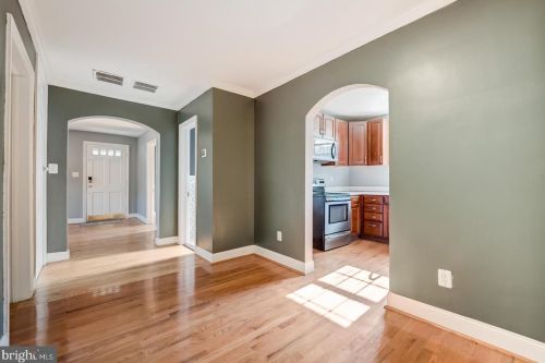 3300 Memorial St, Alexandria VA  22306-1545 exterior