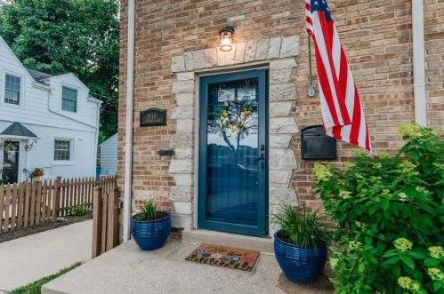 5119 Kimbark Pl, Milwaukee, WI 53217-5723