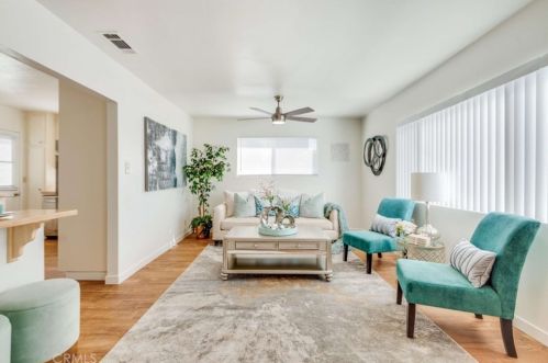 8511 Rose St, Bellflower CA 90706-6376 exterior