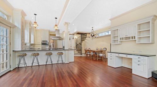 4841 Hoyne Ave, Chicago IL 60625-1306 exterior