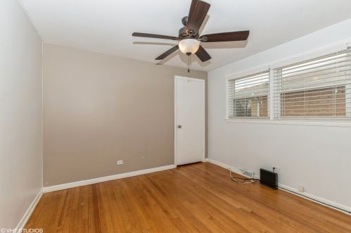 11236 Sacramento, Chicago IL 60655-2302 exterior