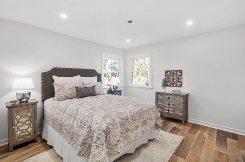 820 Old Thorn Run Rd, Moon Twp PA 15108-1152 exterior