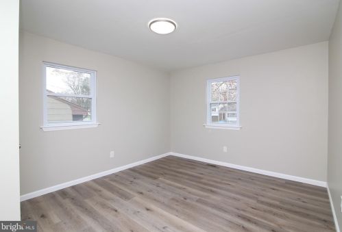 9 Shelton Ave, Trenton NJ  08618-1818 exterior