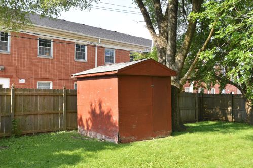 4825 91st St, Milwaukee WI  53225-4125 exterior