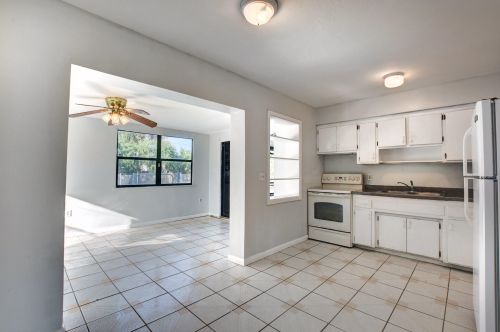 113 Atlantic Dr, Boynton Beach FL 33435-1612 exterior