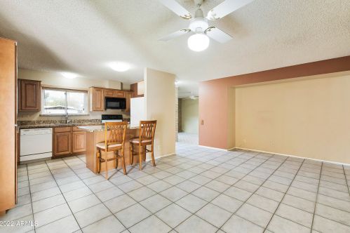 2339 51 Pl, Phoenix AZ 85018-4416 exterior