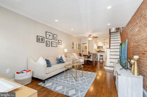 1529 Clarion St, Philadelphia PA  19147-6209 exterior