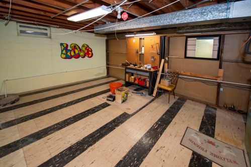 4349 16 St, Milwaukee WI 53209-6924 exterior