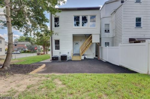 23 Barbour St, Paterson NJ 07508-1230 exterior