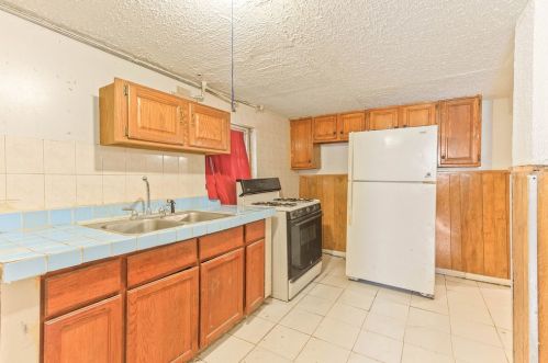 6328 Mozart St, Chicago IL 60659-1521 exterior