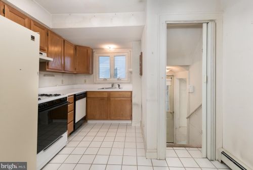 74 Edinburg Rd, Trenton NJ 08690-1204 exterior