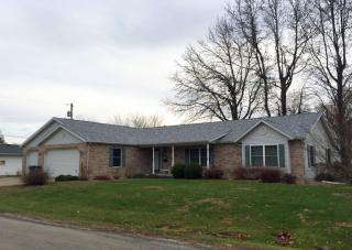 204 Chapin St, Litchfield, IL 62056-1275