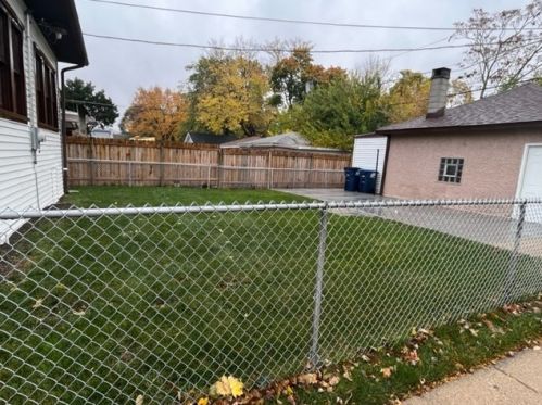 2100 2 Ave, Broadview IL 60153-3305 exterior