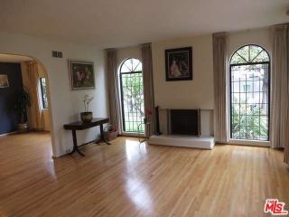 5404 Rosewood Ave, Los Angeles CA  90004-2402 exterior