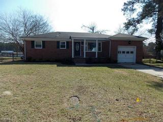412 Plummer Dr, Chesapeake, VA 23323-3116