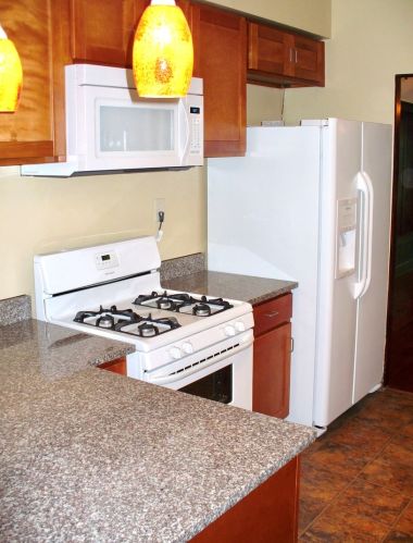 1408 Jarvis Ave, Chicago IL 60626-2002 exterior