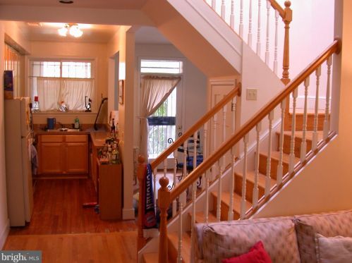 264 16 St, Washington DC 20018-1822 exterior