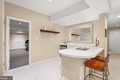 9821 Avenel Farm Dr, Rockville MD  20854-5414 exterior