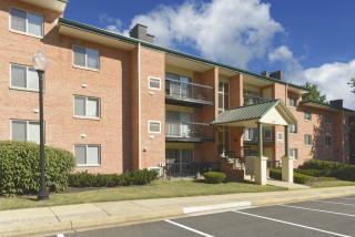 101 Ripley St, Alexandria VA  22304-5735 exterior