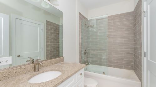 1825 Carpenter St, Chicago IL 60621-4237 exterior