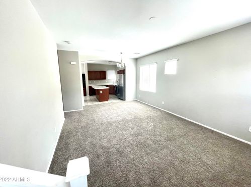 2051 77th Ln, Phoenix AZ  85035-5123 exterior