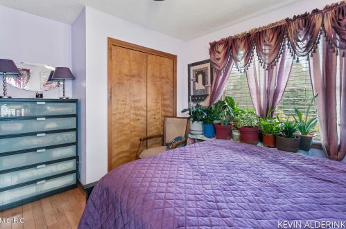 1892 56th St, Fennville MI 49408-8508 exterior