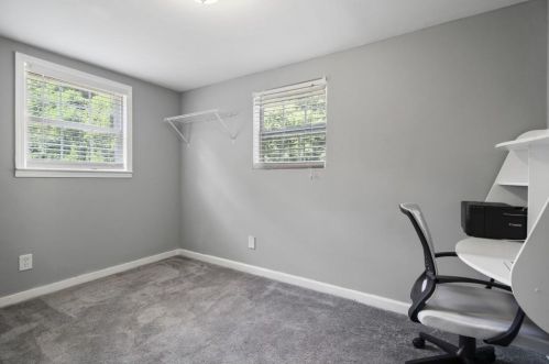 1385 Kenilworth Dr, Atlanta GA 30310-3941 exterior