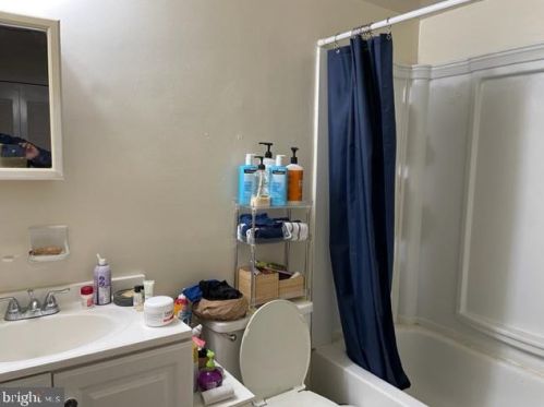 1036 Gum Pl, Huntingdon Valley PA 19006-1716 exterior