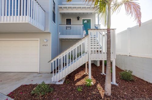 4565 54 St, San Diego CA 92105-3705 exterior