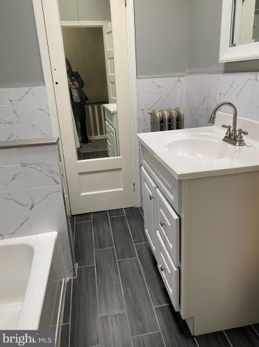 6242 Hazel Ave, Philadelphia PA 19143-1937 exterior