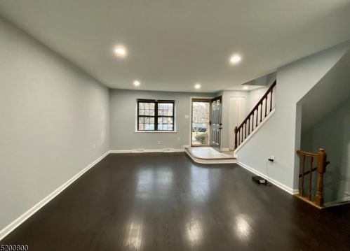 21 Duck Hawk Ct, Hackettstown NJ  07840-3306 exterior