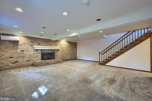 752 Nyes Rd, Hummelstown PA 17036-8688 exterior