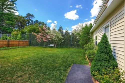 59 Pembroke Rd, Concord NH 03301-5707 exterior